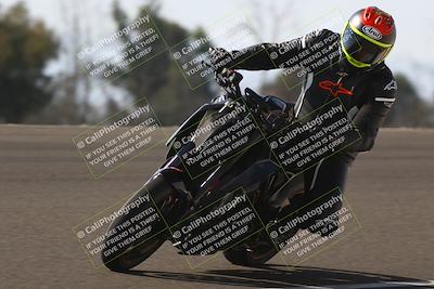 media/Nov-02-2025-Lets Ride (Sun) [[f7a3caa734]]/B Group/1120am (Turn 2 Inside)/